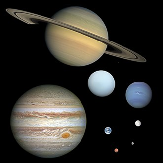 Os quatro planetas gigantes — Júpiter, Saturno, Urano e Netuno — com destaque para os anéis de Saturno.